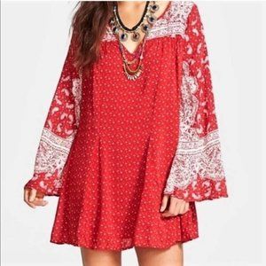 FREE PEOPLE Dreamy Daze Red & White Paisley Boho bell sleeve Dress